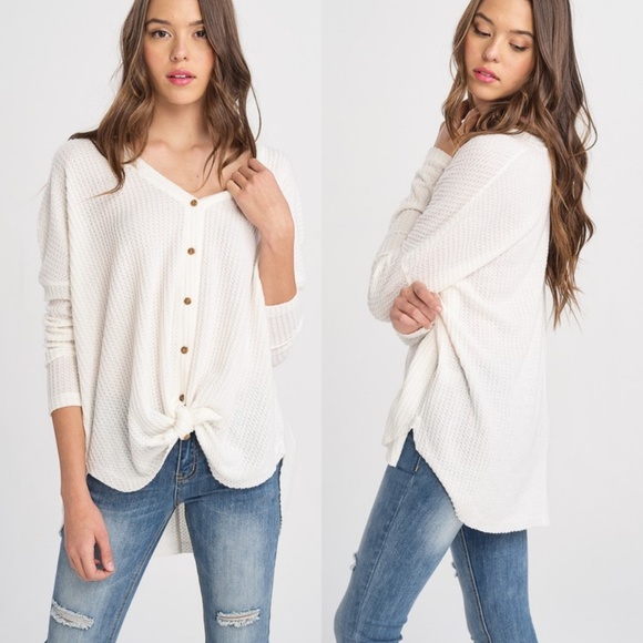 Felicias Tops - NWT Ivory Thermal Button Down Top